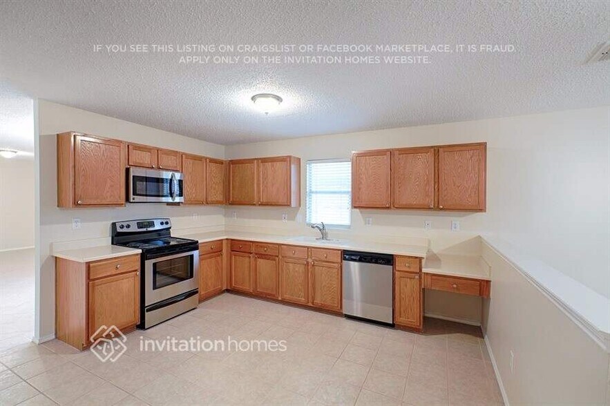 Building Photo - 4604 Bellcrest Dr
