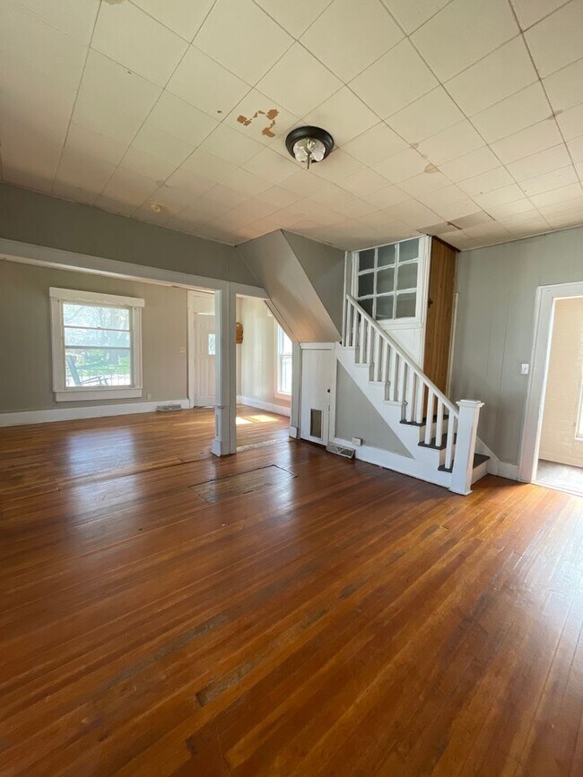 Building Photo - 209 Congress St