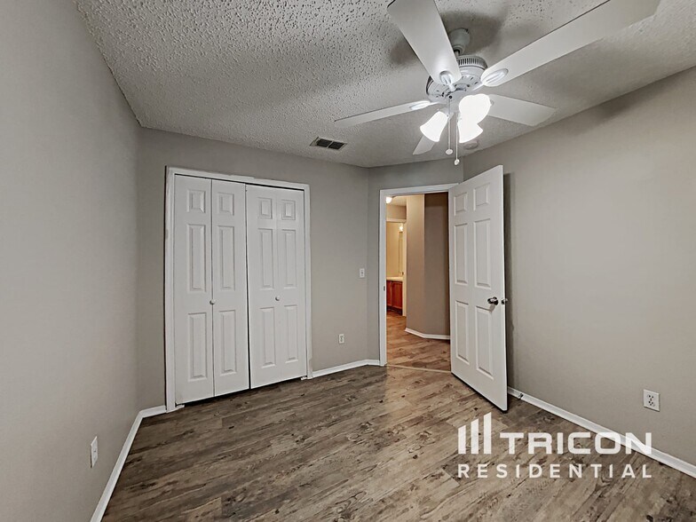 Building Photo - 1576 Palmstone Dr