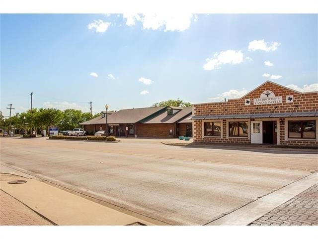 Building Photo - 231 E Vine St