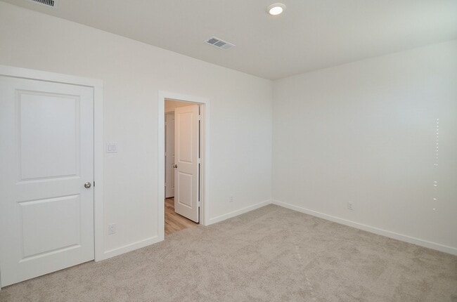 Building Photo - 3249 Loam Ln