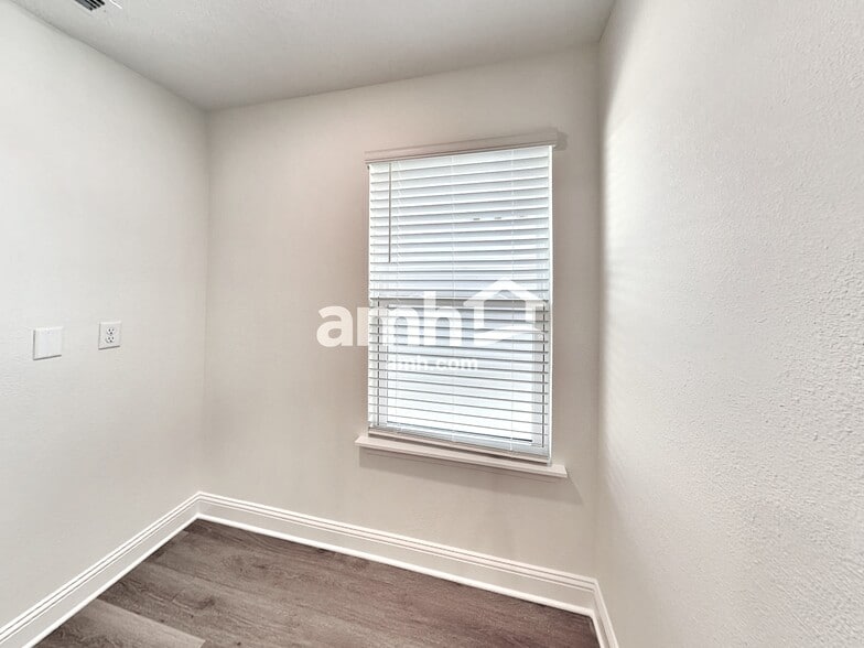 Building Photo - 2647 Noah Pines Pl