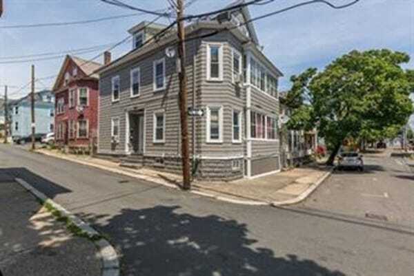 Primary Photo - 23 Park St