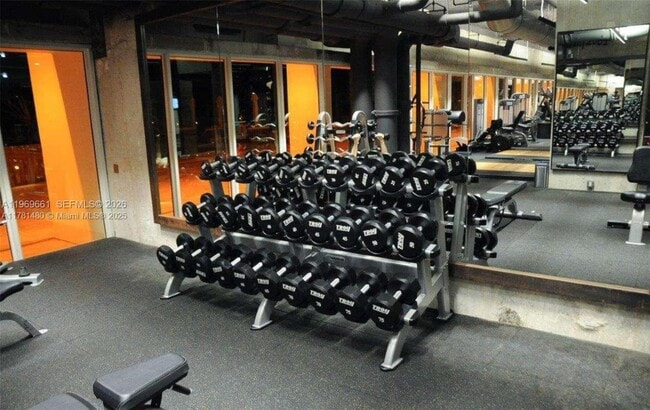 Building Photo - 2301 Collins Ave