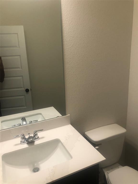 Building Photo - 100 Passiflora Dr