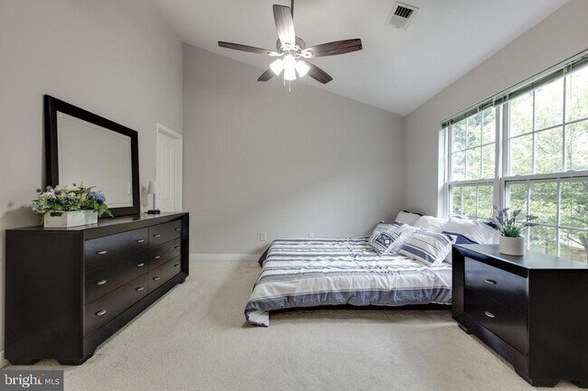 Building Photo - 1207 Pear Blossum Ct