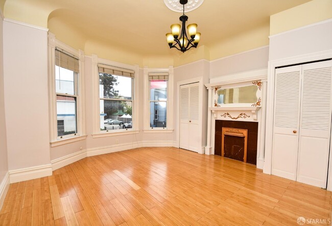 Primary Photo - 668 Capp St