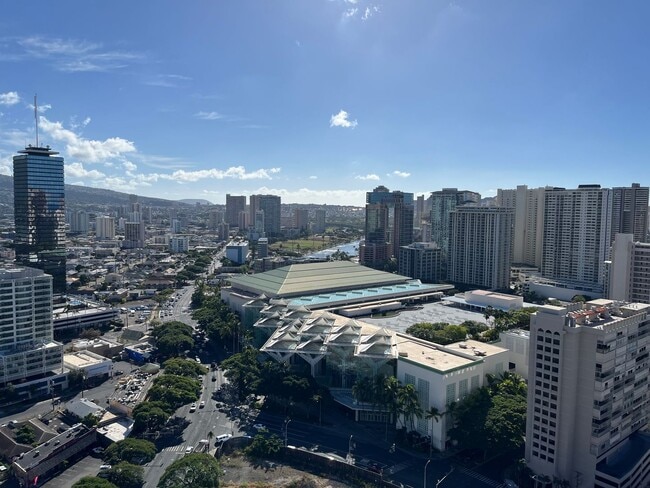 Building Photo - Kapiolani Residence Condo - 2 bedrooms, 2 ...