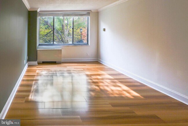 Building Photo - 11801 Rockville Pike