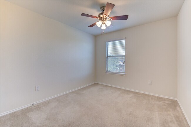 Building Photo - 5027 Brewcastle Ln