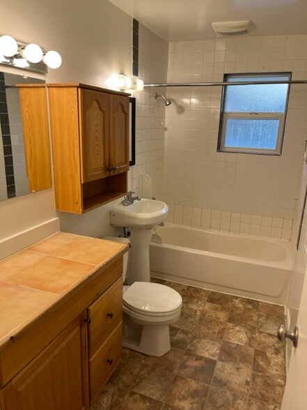 Building Photo - 19614 80th Ave W