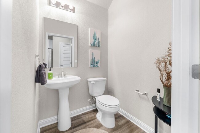 Building Photo - 8109 Mandela Bend