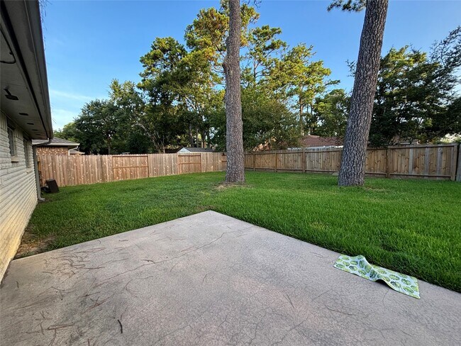 Building Photo - 12614 Campos Dr
