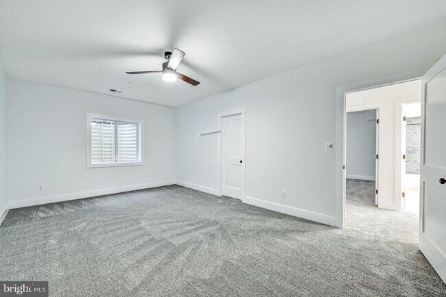 Building Photo - 8179 Bodkin Ave