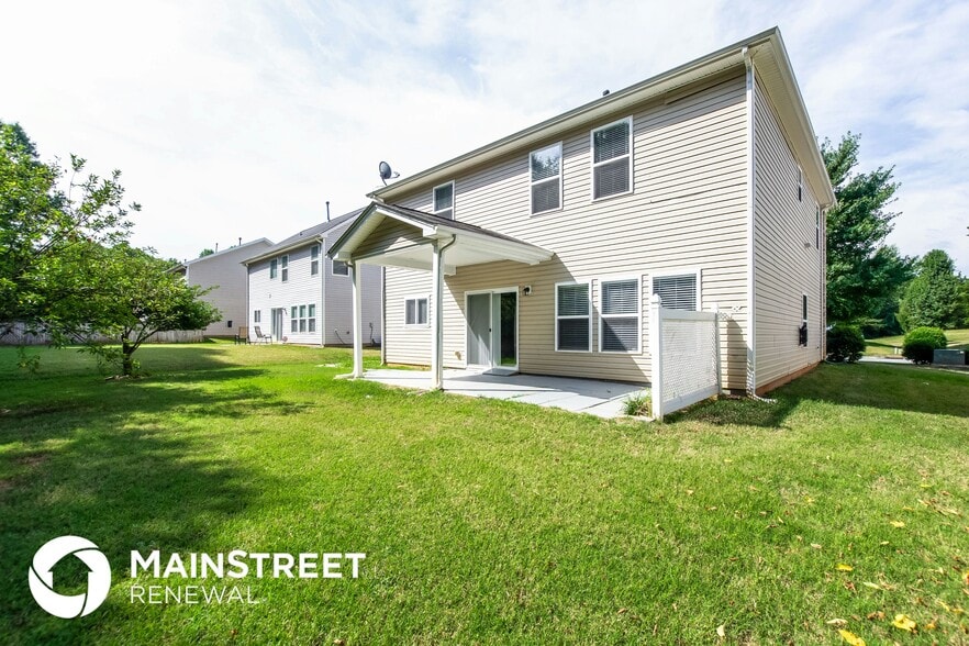 Building Photo - 3011 Kraus Glen Dr