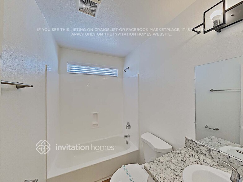 Building Photo - 2554 E Indian Wells Pl