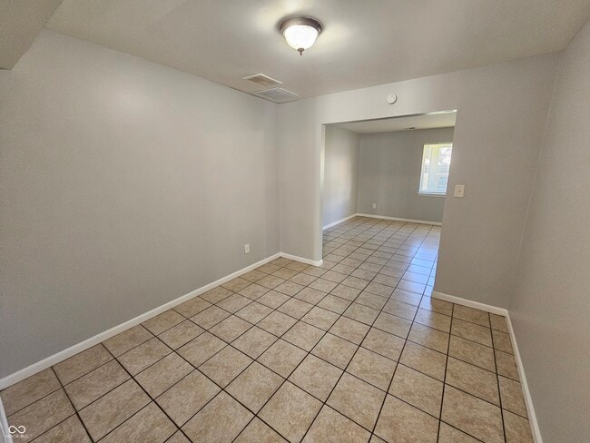 Building Photo - 6314 Commons Dr
