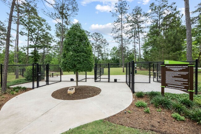 Building Photo - 128 Winged Elm Ct