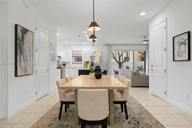 Building Photo - 110 NW 209th Way