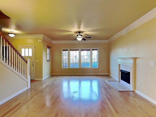 Building Photo - 1036 Portobello Rd