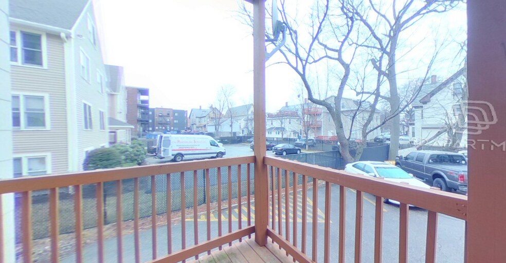 Building Photo - 12 Gardner St