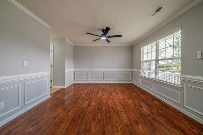 Building Photo - 1301 Waldridge Ct