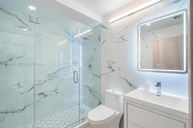 Building Photo - 234 Minola Dr