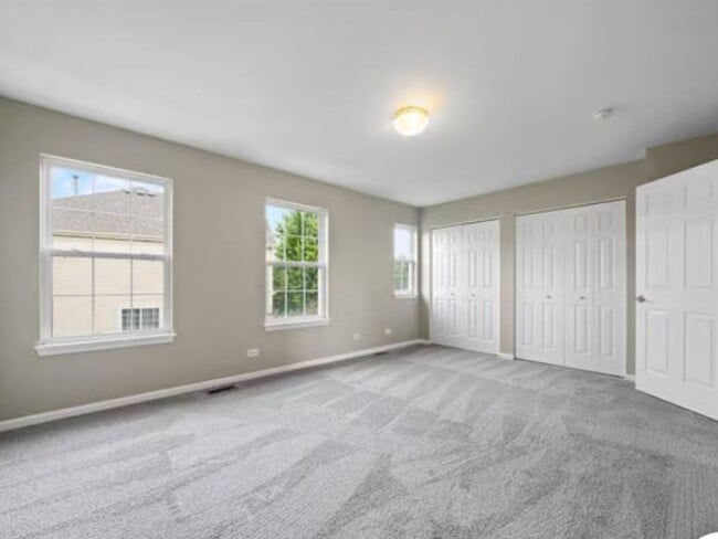 Building Photo - 512 Lincoln Station Dr