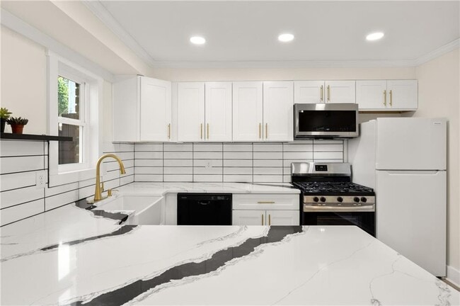 Building Photo - 3298 Abbeywood Dr