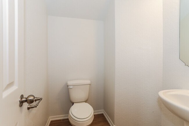 Building Photo - 16389 Olive Sparrow Dr