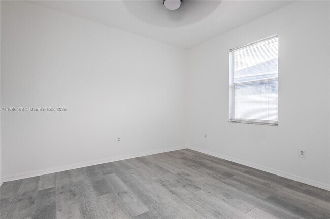 Building Photo - 1631 Open Field Loop