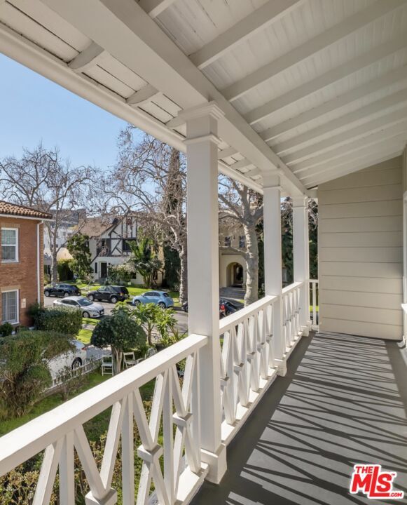 Building Photo - 156 N Swall Dr