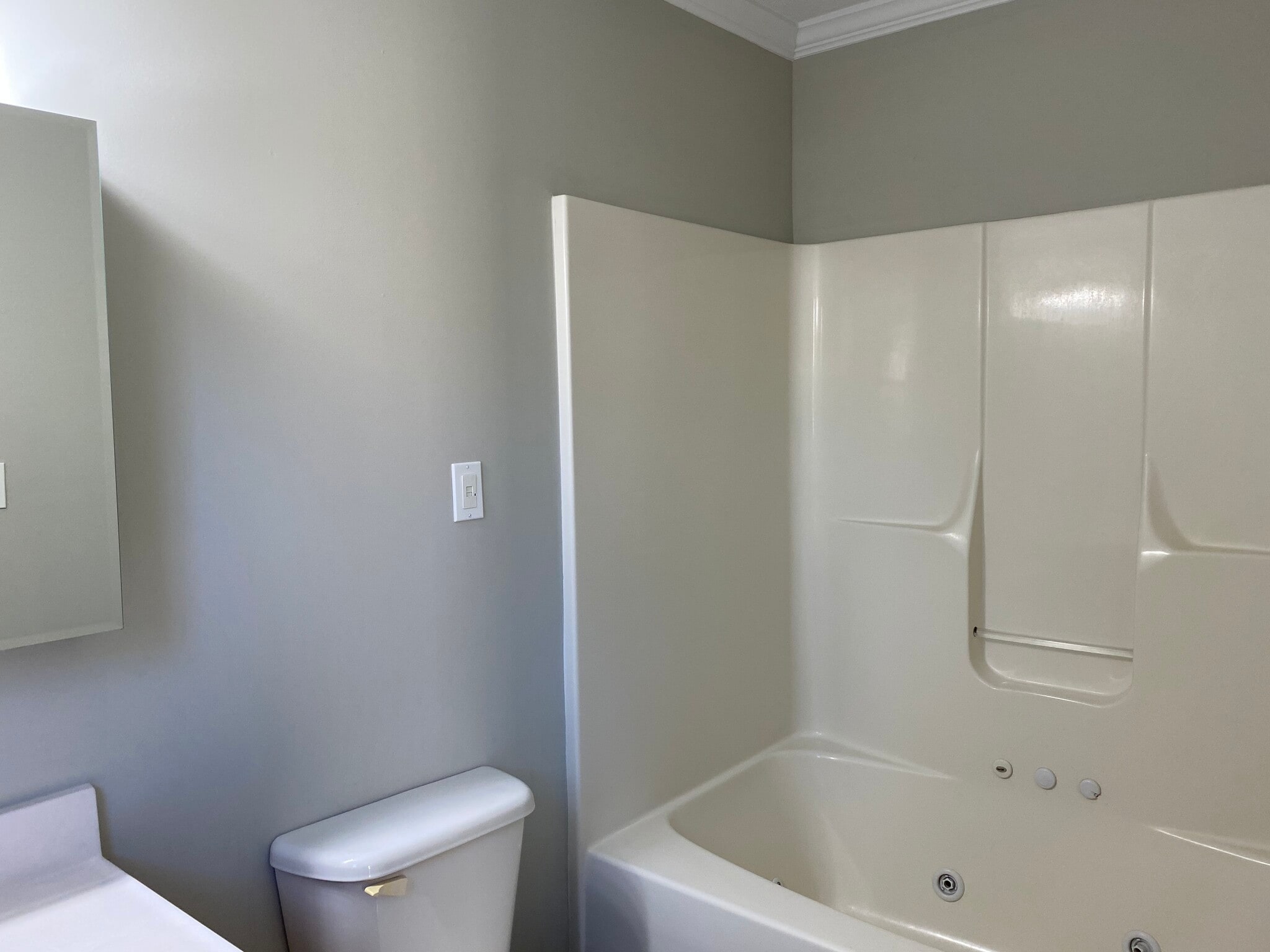 Building Photo - 77 Burdette Dr