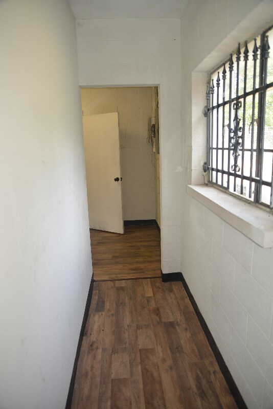 Building Photo - 2715 W Whitner St