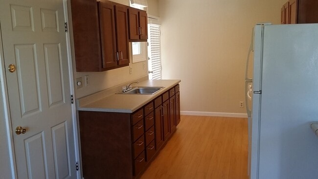 Building Photo - Charming Sunnyvale Home with Private Yard – Prime Location!