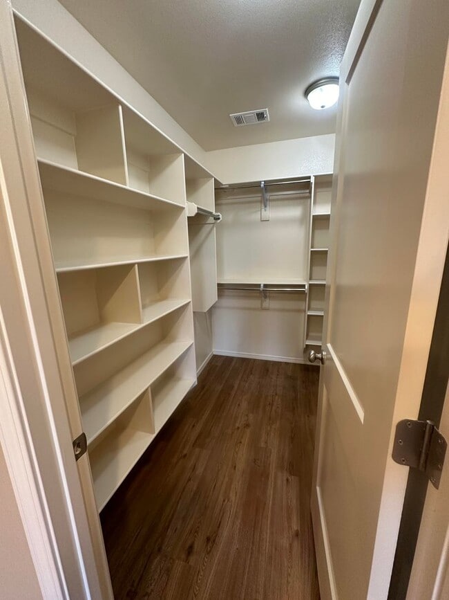 Building Photo - Come look at this beautiful 3-bedrom 2-bath new construction home.