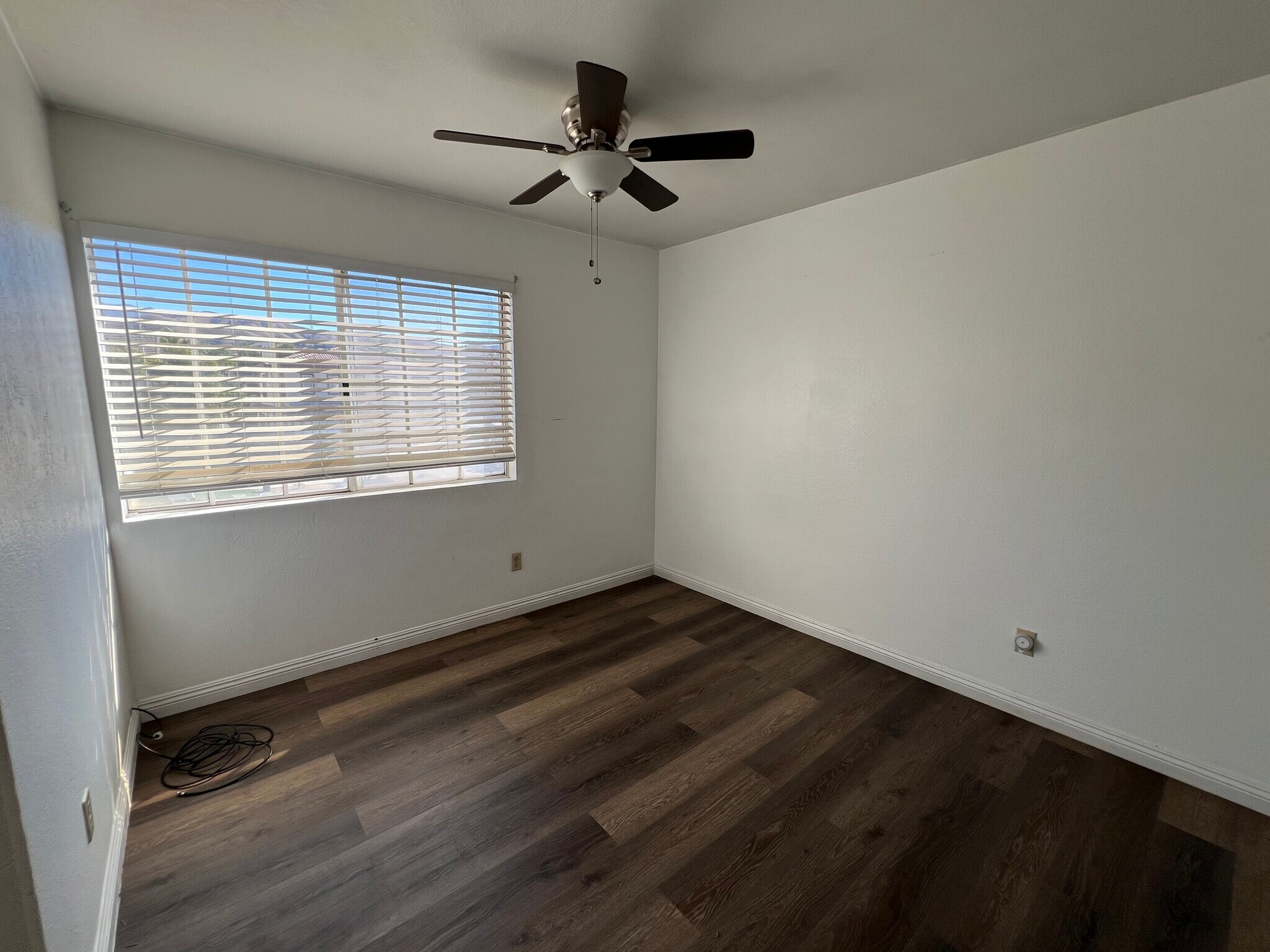 Building Photo - 10484 Agate Ave