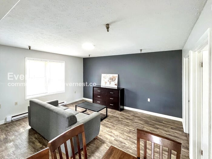 Building Photo - 212 Lower Consol Rd NW