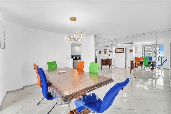 Building Photo - 4280 Galt Ocean Dr