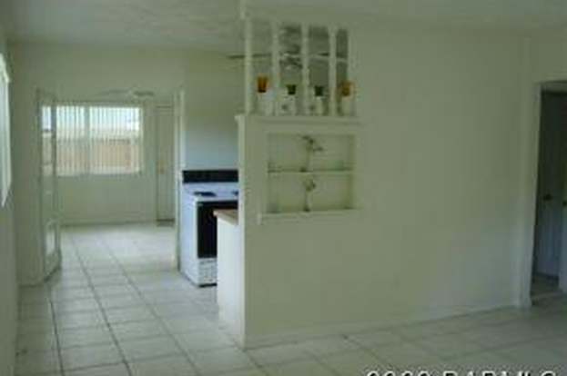 Building Photo - 460 Card Ave