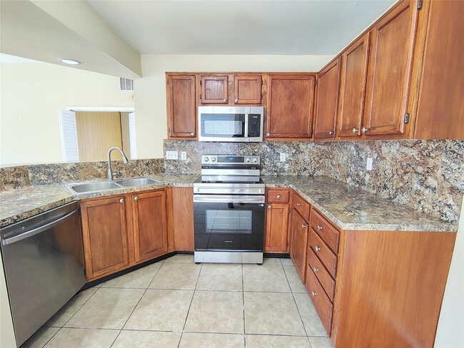 Building Photo - 4407 Waterfall Way