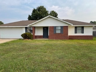 Primary Photo - 805 Baywood Dr
