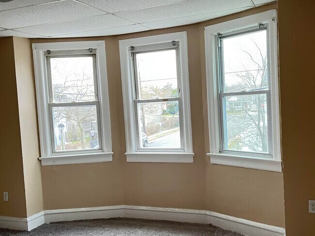 Building Photo - 1605 Magellan Ave