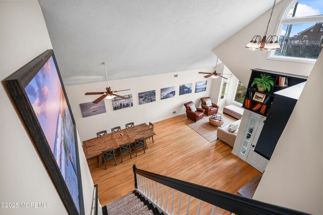 Building Photo - 202 2nd Ave