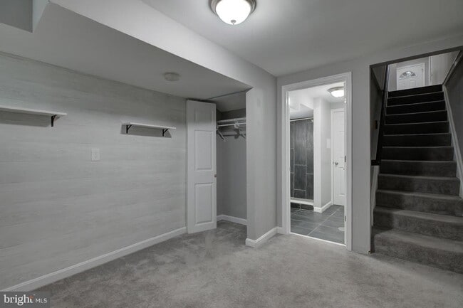 Building Photo - 16 N Bradford St