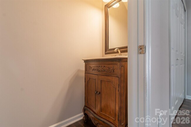 Building Photo - 109 Forester St