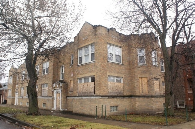 Primary Photo - 2719-2723 W 66th St