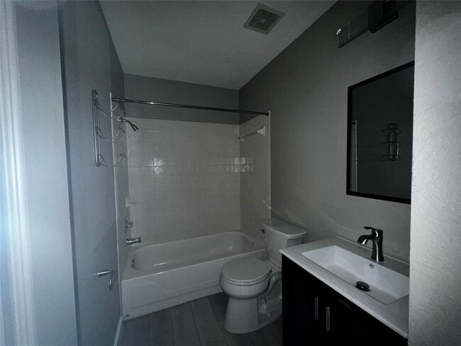 Building Photo - 17733 Loch Linnhe Loop