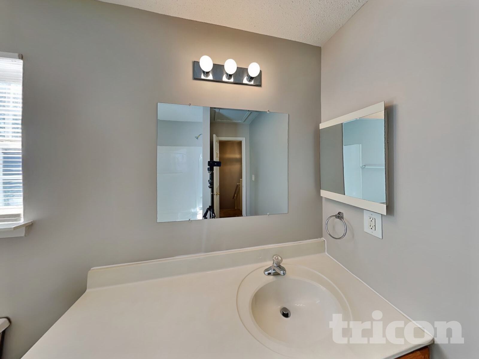 Building Photo - 12360 Hennigan Pl Ln