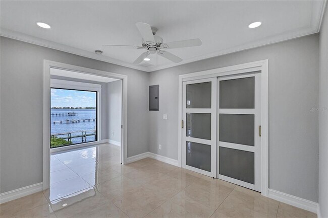 Building Photo - 4403 7th St E